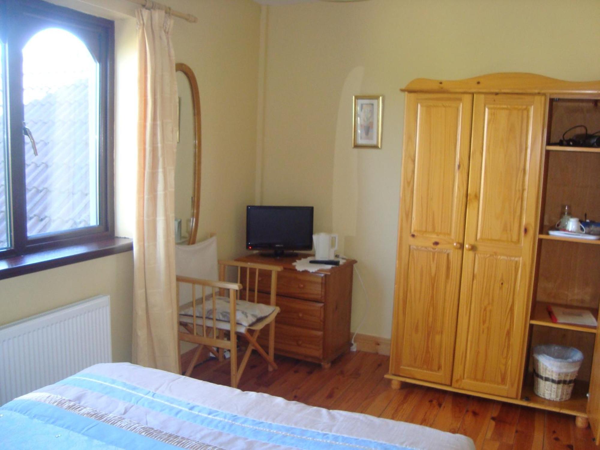 Old Orchard Lodge B&B Rosslare Harbour Номер фото
