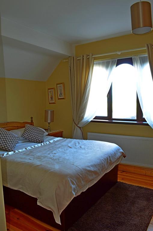 Old Orchard Lodge B&B Rosslare Harbour Екстер'єр фото